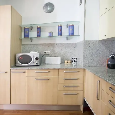 Canela Homes Universitat Апартаменты